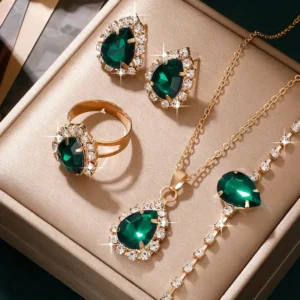 Elegant and Stylish Green Jewlery - Image 3