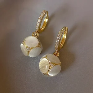 Vintage-Inspired Elegant Moonstone Dangle Earrings