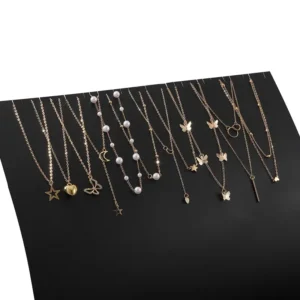 Heart-Shaped Faux Pendant Necklace Set - Image 2